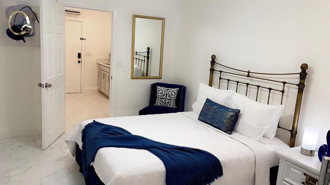 Guest House , 5 Min Away From Las Airport. Las Vegas Luaran gambar