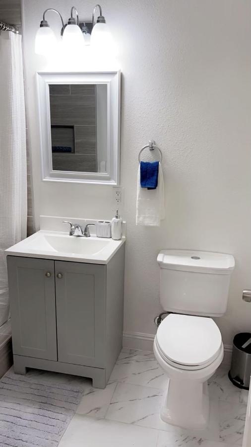 Guest House , 5 Min Away From Las Airport. Las Vegas Luaran gambar